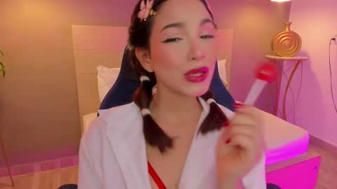Snapshot of luma_sky chatting on 09.27.25 L U M A online show from 09.27.25