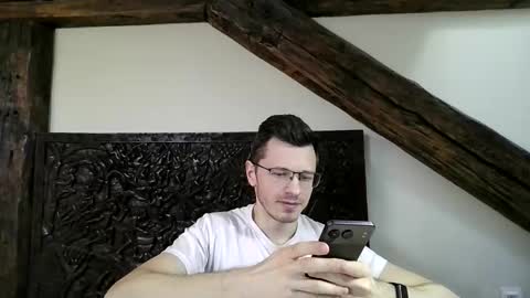 Andrew independent model 2000-0000 CET daily online show from 04.07.26