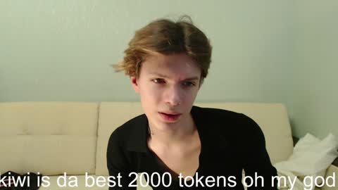 Snapshot of lumeris chatting on 01.01.25 Felix online show from 01.01.25