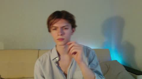 Snapshot of lumeris chatting on 01.06.25 Felix online show from 01.06.25