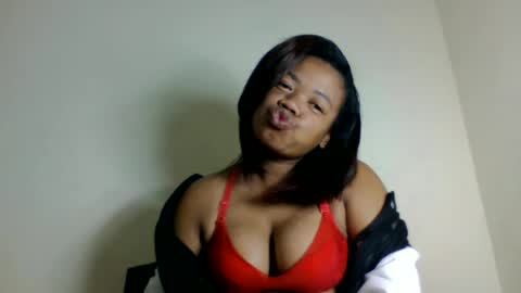 Snapshot of lumira_belle chatting on 07.03.26 lumira_belle online show from 07.03.26