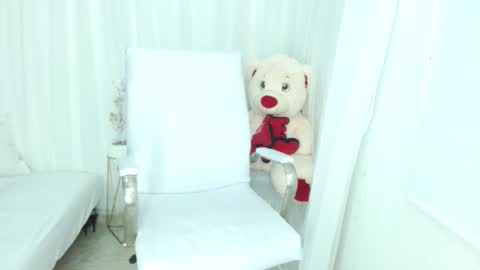 Snapshot of lun25apaixonad chatting on 03.09.26 lun25apaixonad online show from 03.09.26
