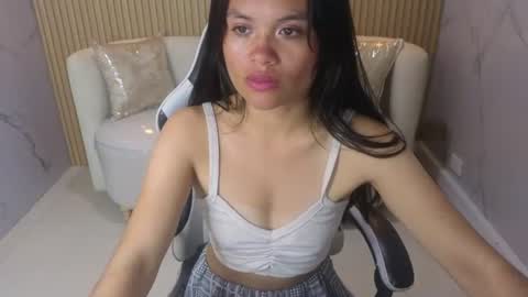 Snapshot of luna_benz_tx chatting on 07.07.26 Follow me.. Live 1430 to 2100 online show from 07.07.26