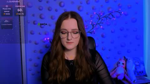 luna_berryy online show from 01.07.26