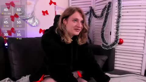 Snapshot of luna_bunnie chatting on 01.08.26 Luna online show from 01.08.26