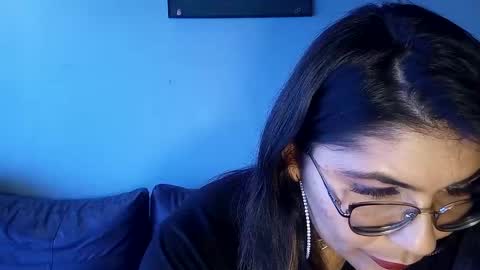 Snapshot of luna_dumont chatting on 02.24.25 luna  online show from 02.24.25
