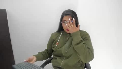 luna  online show from 01.17.26