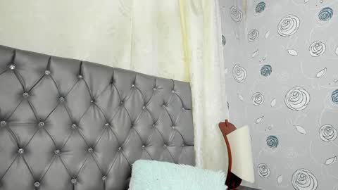 Luna Eva online show from 02.26.25