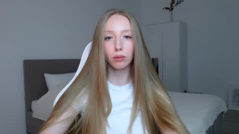 Luna online show from 11.02.25