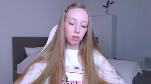 Luna online show from 11.30.25