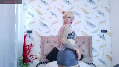 Snapshot of luna_lm chatting on 05.20.26 luna_lm online show from 05.20.26