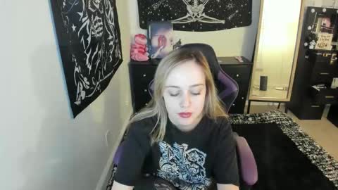 Luna online show from 12.02.25