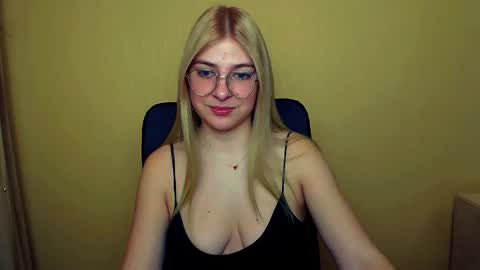 Luna online show from 01.22.25