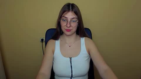 Luna online show from 11.04.25