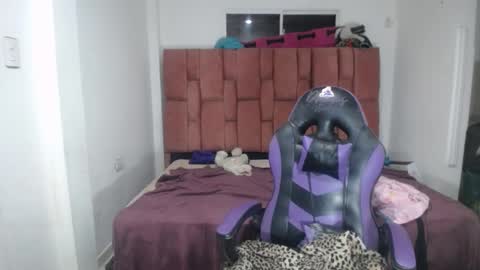 Snapshot of luna_rosita chatting on 12.05.24 Luna online show from 12.05.24