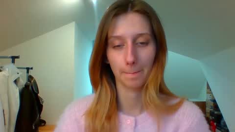 L U N A  online show from 02.07.25