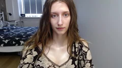 L U N A  online show from 03.27.26