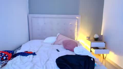 lunaa08 online show from 02.09.26