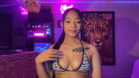 lunaa_11 online show from 05.06.26