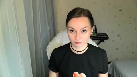 lunaa_bluee online show from 11.08.25