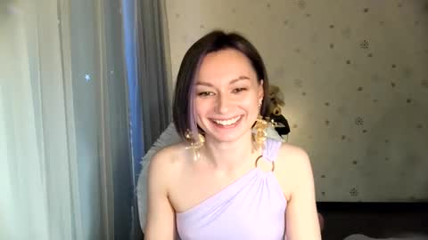 Snapshot of lunaa_bluee chatting on 05.25.26 lunaa_bluee online show from 05.25.26