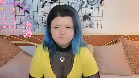 Snapshot of lunaar_ chatting on 05.09.26 Luna online show from 05.09.26