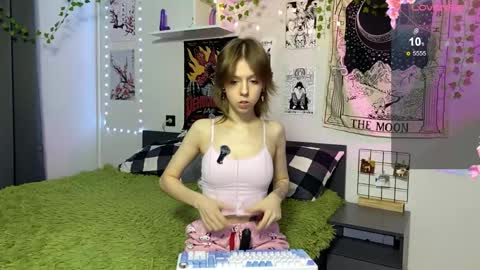 Snapshot of lunagorgon chatting on 04.21.26 luna online show from 04.21.26