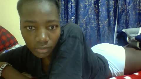 lunah_kitty online show from 04.21.26