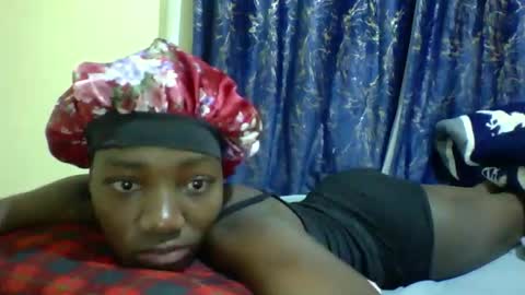 lunah_kitty online show from 05.11.26