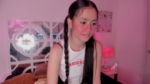 Snapshot of lunalasman chatting on 01.24.25 Luna Lasman online show from 01.24.25