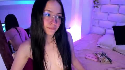 Snapshot of lunalasman chatting on 03.10.25 Luna Lasman online show from 03.10.25