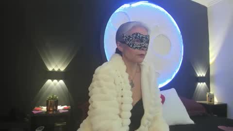 lunamisteriosa_ online show from 09.20.25