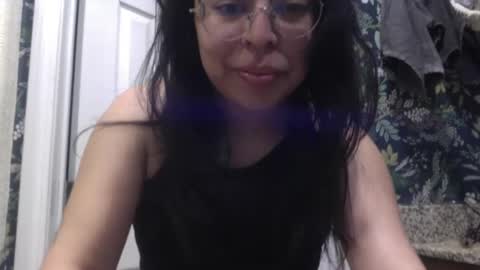 Snapshot of lunamivida chatting on 03.11.25 karazorel online show from 03.11.25