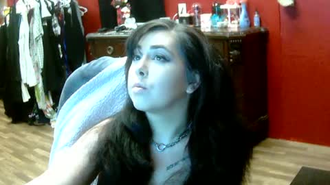 Snapshot of lunanoctis8 chatting on 06.15.26 Eva online show from 06.15.26