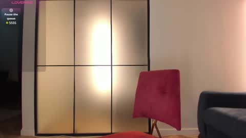 Aisha online show from 12.05.25