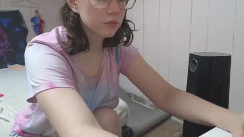 Snapshot of lunaquinn45 chatting on 01.03.25 lunaquinn45 online show from 01.03.25