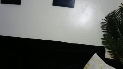 Snapshot of lunar_chocolate000 chatting on 04.16.26 Smiley online show from 04.16.26