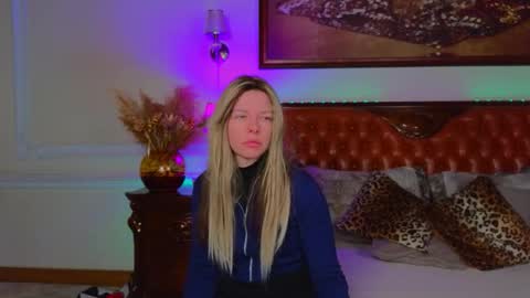 Luna Rishi online show from 02.08.26