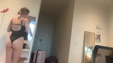 lunarose17 online show from 01.07.26