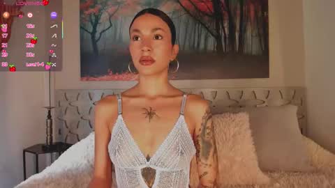 Luna Ruso  online show from 02.01.26