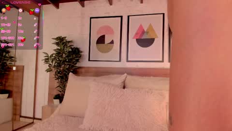 Luna Ruso  online show from 03.29.26