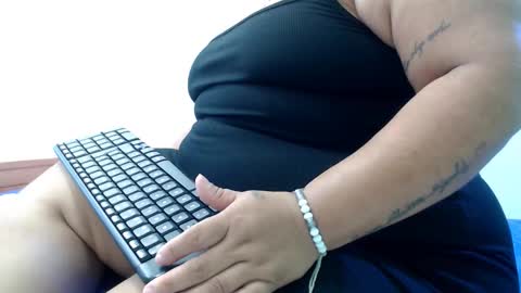 Snapshot of lunasexgirl69 chatting on 02.03.26 luna online show from 02.03.26