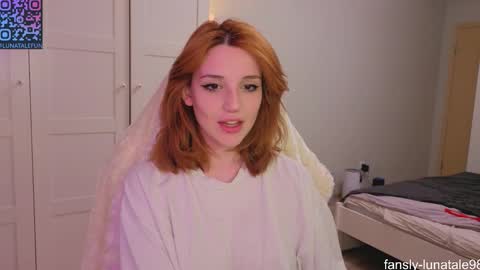 Snapshot of lunatale chatting on 02.28.26 Kate online show from 02.28.26