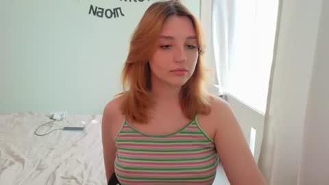 Snapshot of lunatale chatting on 06.14.26 Kate online show from 06.14.26