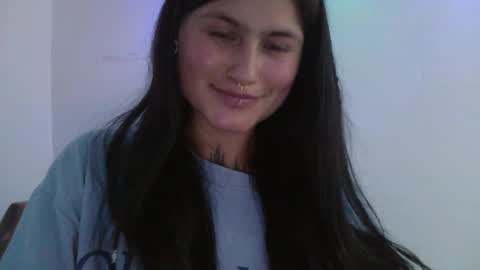 Snapshot of lunatica_2000 chatting on 01.09.25 Luna online show from 01.09.25