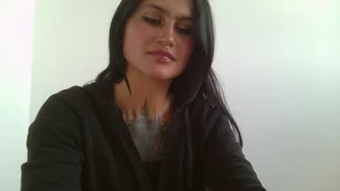Snapshot of lunatica_2000 chatting on 02.08.25 Luna online show from 02.08.25