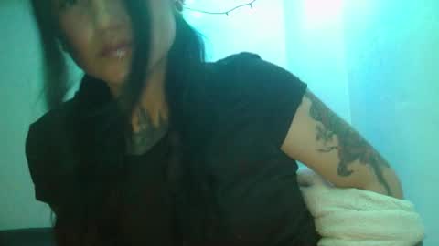Snapshot of lunatica_2000 chatting on 03.01.25 Luna online show from 03.01.25