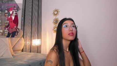 Luna   online show from 04.11.26