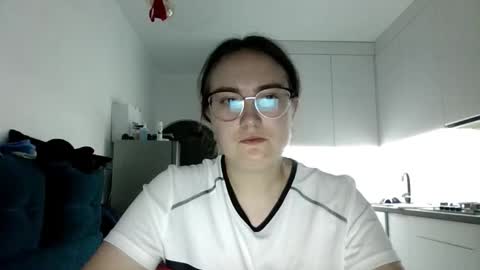 Snapshot of lunavelvet3 chatting on 10.30.25 lunavelvet3 online show from 10.30.25