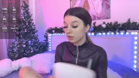 Snapshot of lunavine chatting on 02.09.26 Veronica online show from 02.09.26